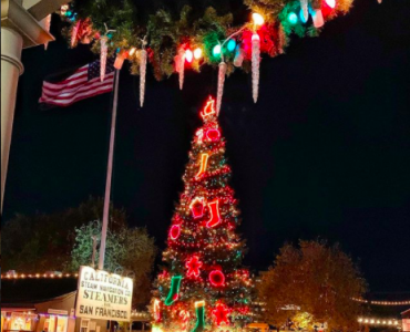 old sac christmas tree