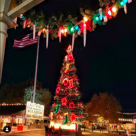 old sac christmas tree