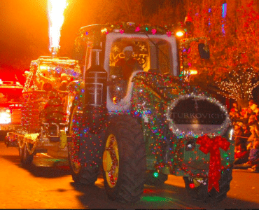 winters tractor parade