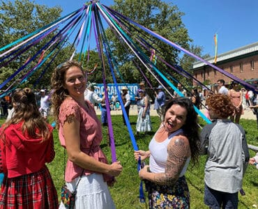 old sacramento spring festival maypole